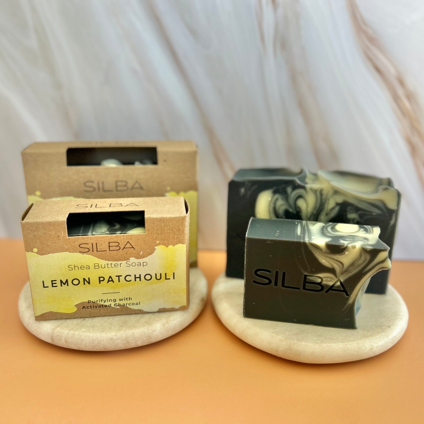 Lemon Patchouli displayed in both sizes